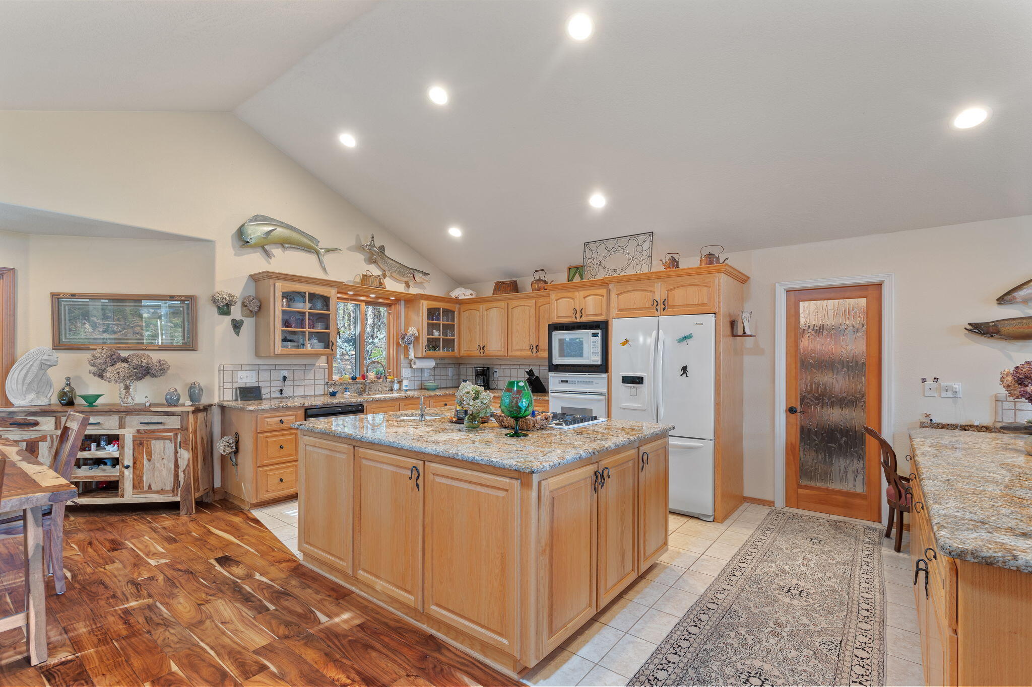 521 Seclusion Loop Grants Pass, OR 97526 - Photo 16 of 93 28-web-or-mls-521-seclusion-loop
