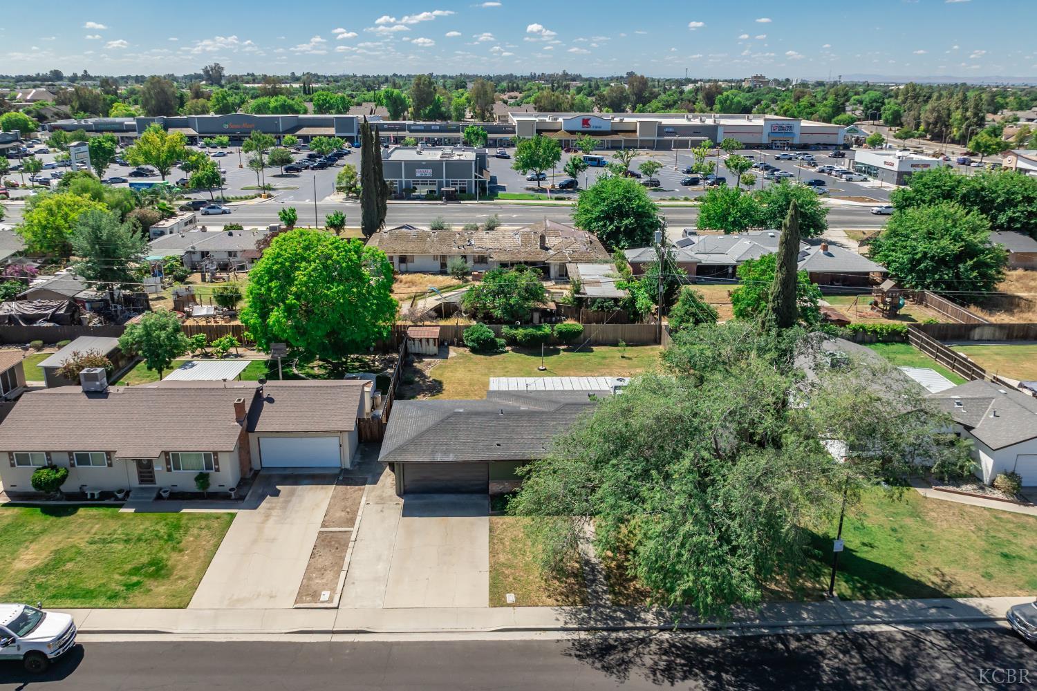 161 West Spring Lane Lemoore, CA 93245 - Photo 32 of 34 Gallery Image 32