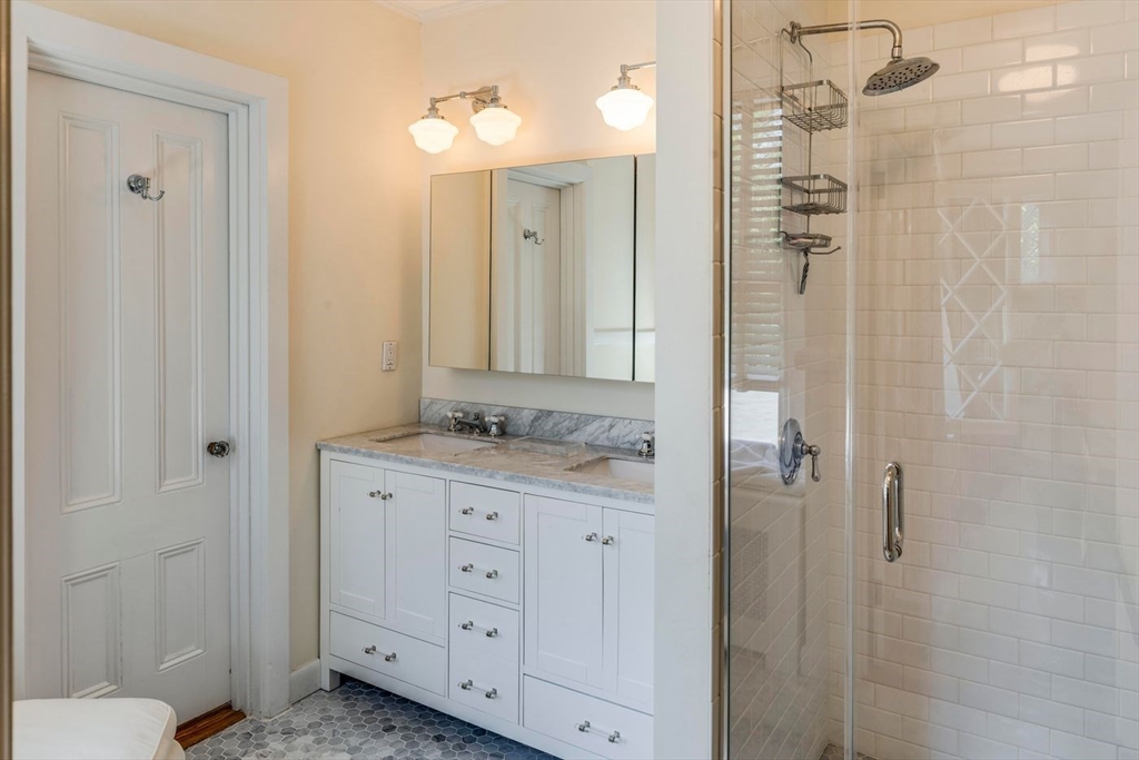 802 Hale Street Beverly, MA 01915 - Photo 34 of 41