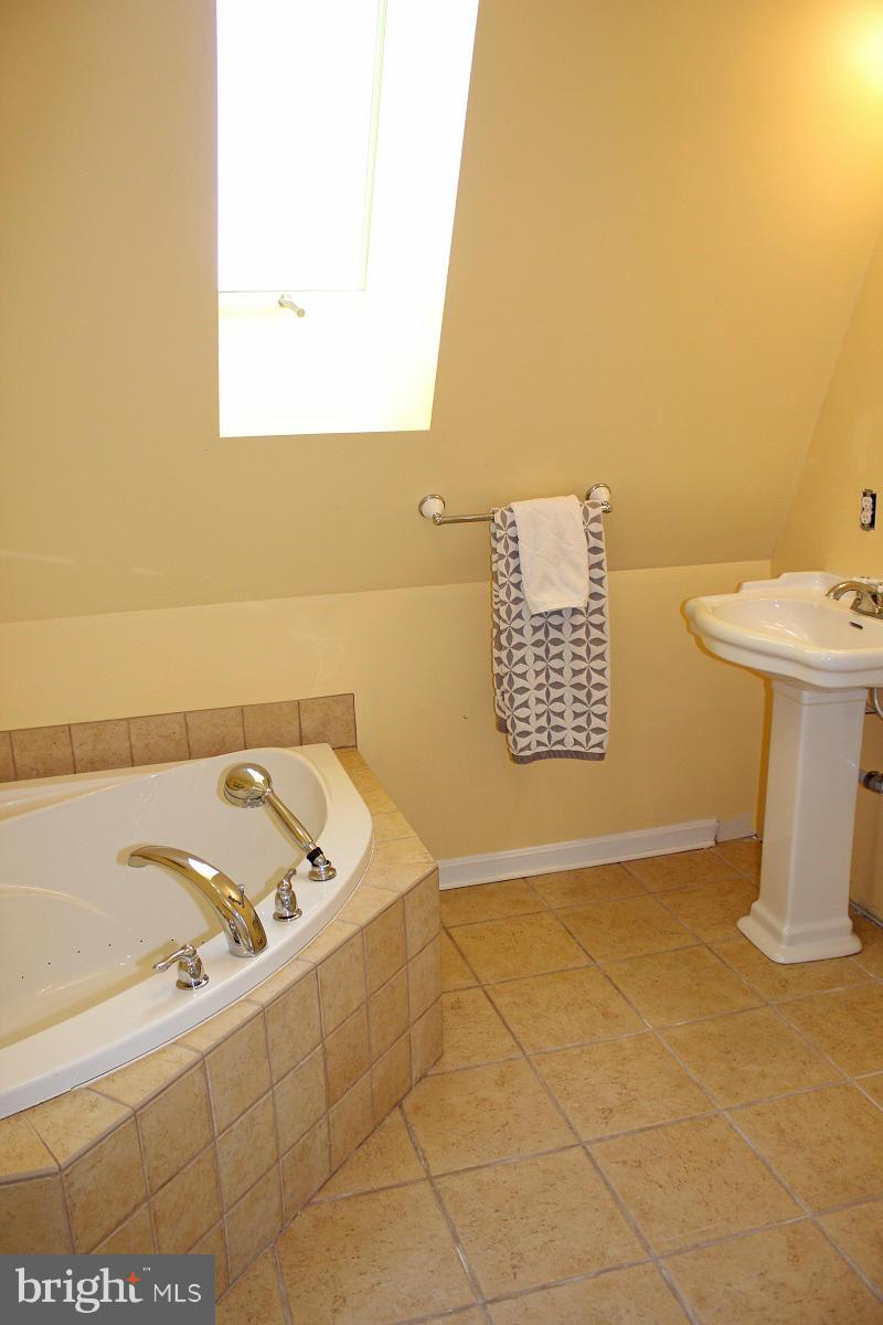 48348 Wynne Road Ridge, MD 20680 - Photo 20 of 30 Bath