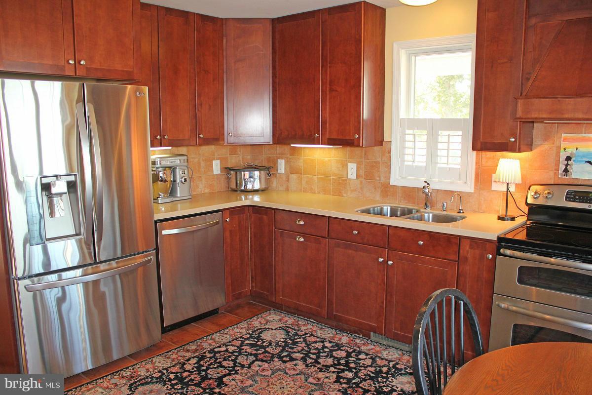 48348 Wynne Road Ridge, MD 20680 - Photo 5 of 30 Kitchen