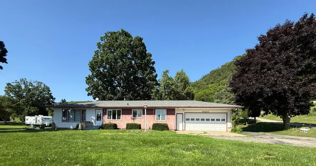 $275,000 | W12414 Highway 35, Stockholm, WI 54769