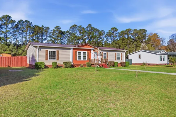 $220,000 | 335 Bright Leaf Road, Loris, SC 29569