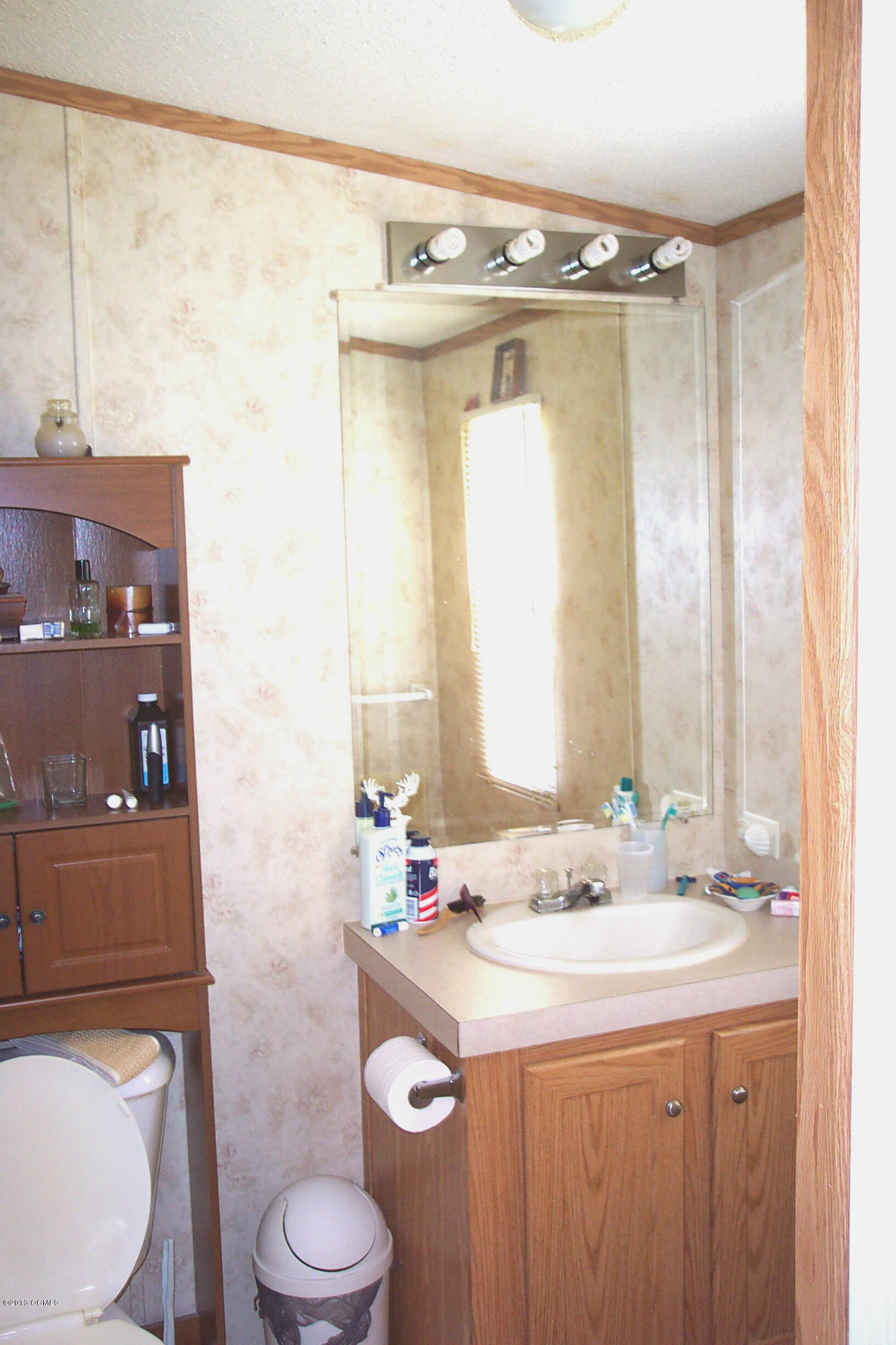 111 Piver Road Beaufort, NC 28516 - Photo 11 of 22 111 Piver Master Bath