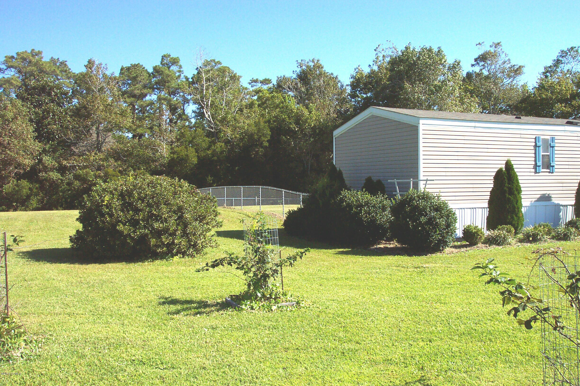 111 Piver Road Beaufort, NC 28516 - Photo 3 of 22 111 Piver End View & Rear Fence