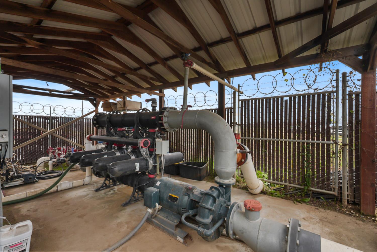 16221 Carrolton Road Escalon, CA 95320 - Photo 29 of 48 a view of gym equipment and racks
