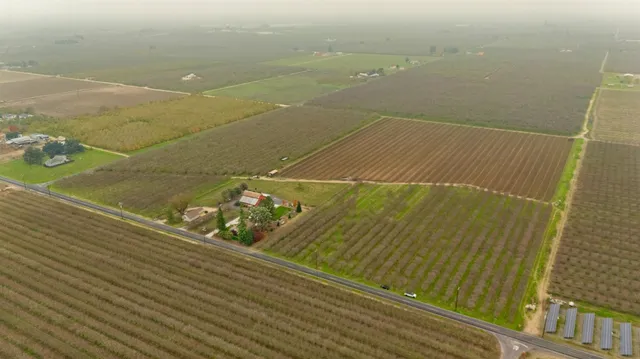 $1,715,000 | 16221 Carrolton Road, Escalon, CA 95320