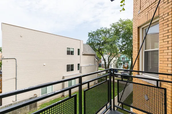 $2,145 | 3508 West Cortland Street, Unit 2N, Chicago, IL 60647