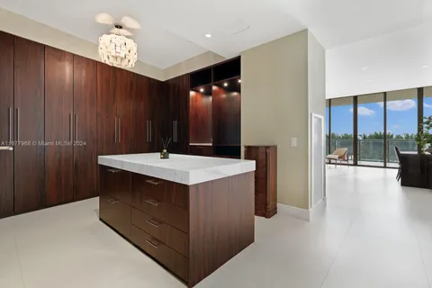 $6,250,000 | 9705 Collins Avenue, Unit 501N, Bal Harbour, FL 33154