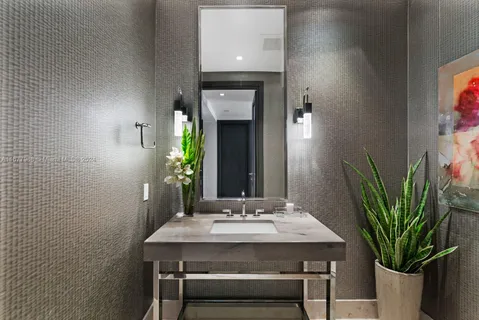 $6,250,000 | 9705 Collins Avenue, Unit 501N, Bal Harbour, FL 33154