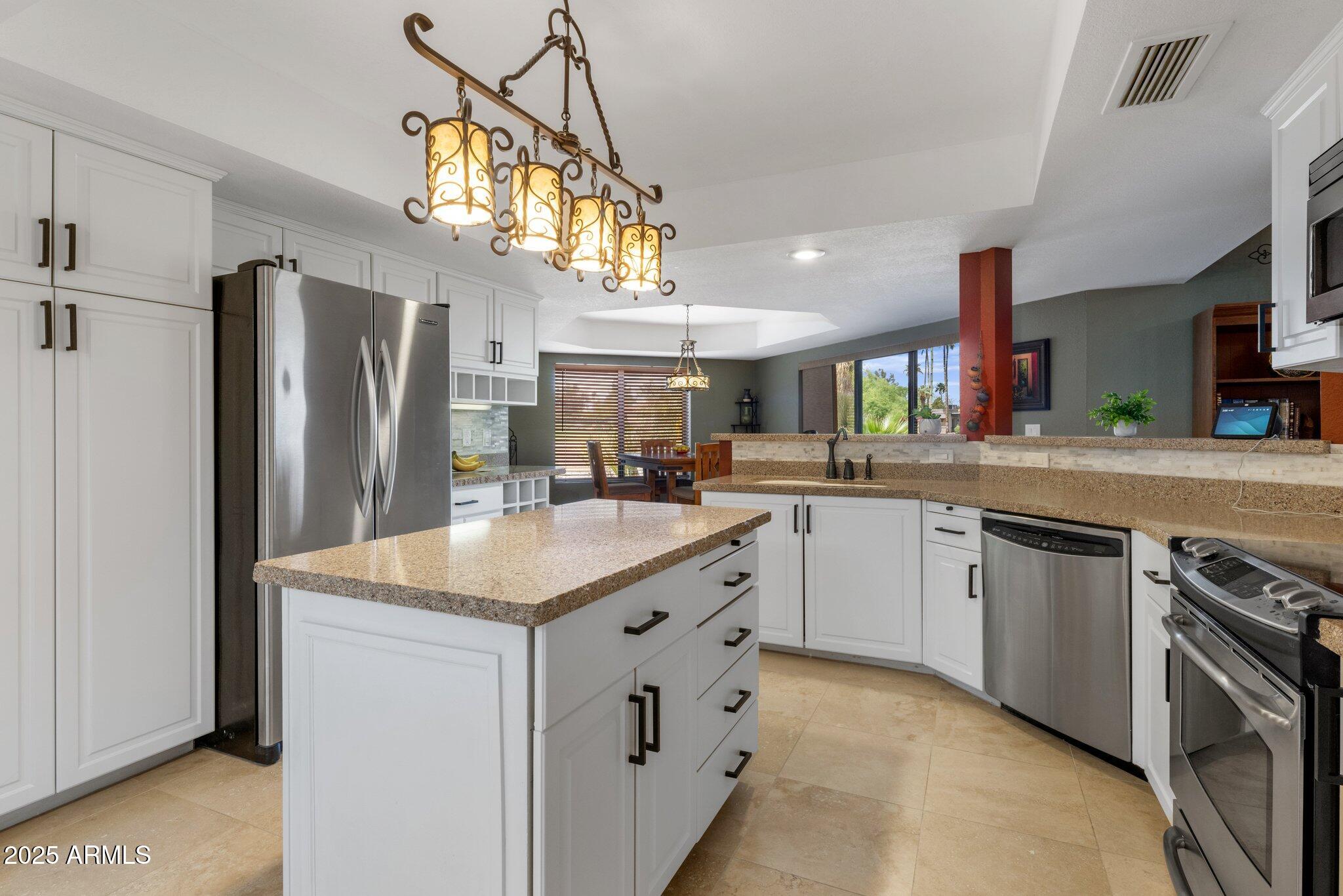 19040 East Alondra Way Rio Verde, AZ 85263 - Photo 11 of 38 Kitchen