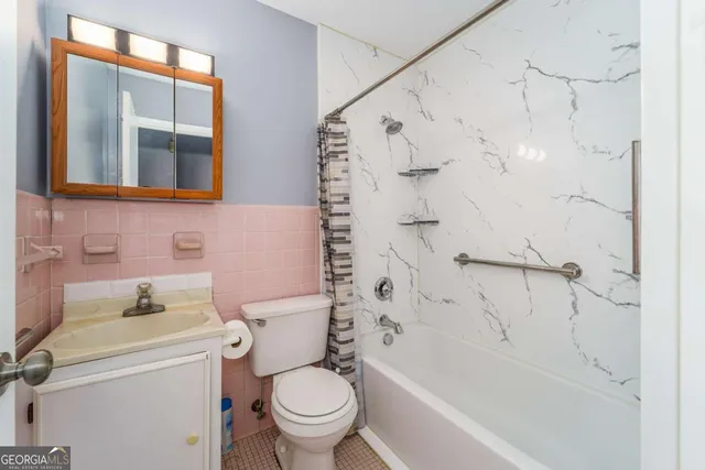 $214,000 | 1703 Rainbow Drive, Waycross, GA 31501