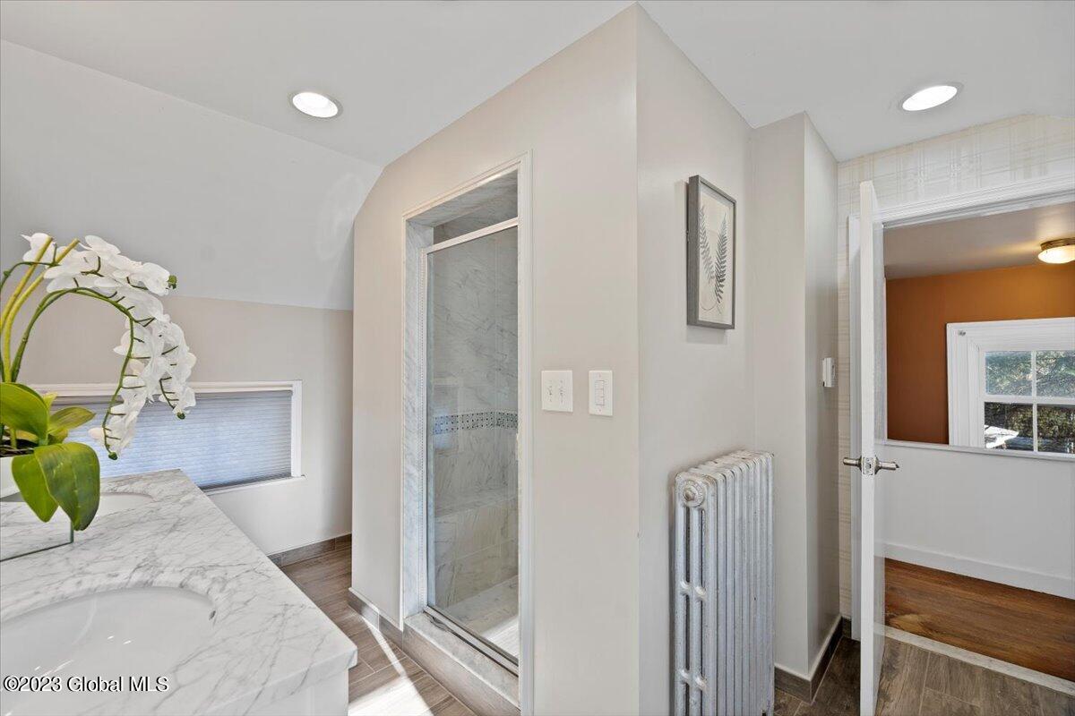 246 Whitehall Road Albany, NY 12209 - Photo 29 of 41 31-JUN07445