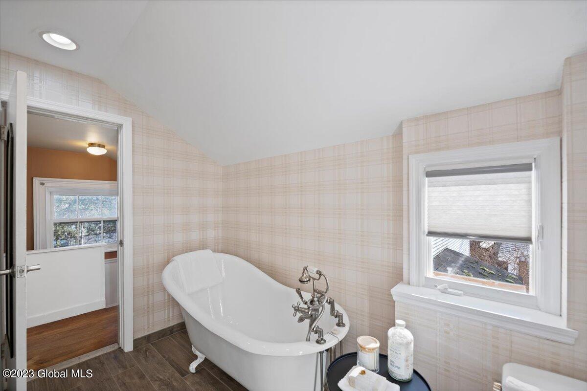 246 Whitehall Road Albany, NY 12209 - Photo 30 of 41 32-JUN07448