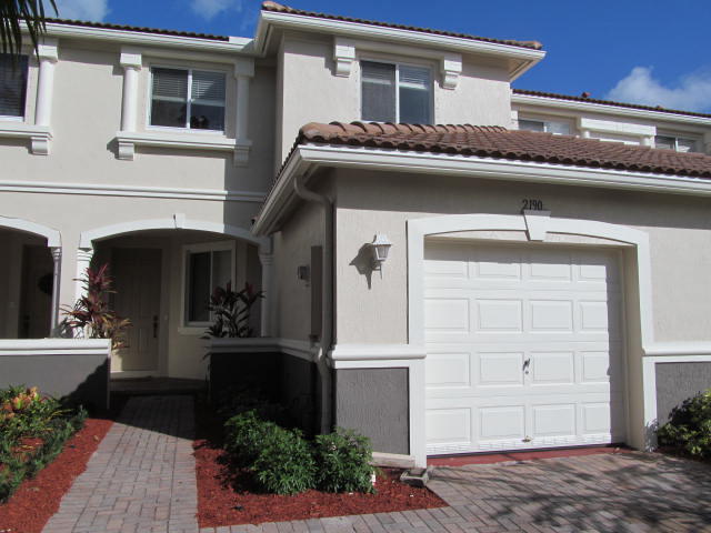 2069 Oakhurst Way Riviera Beach, FL 33404 - Photo 1 of 27 IMG_1339