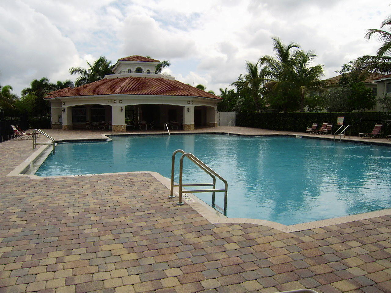 2069 Oakhurst Way Riviera Beach, FL 33404 - Photo 19 of 27 Exterior