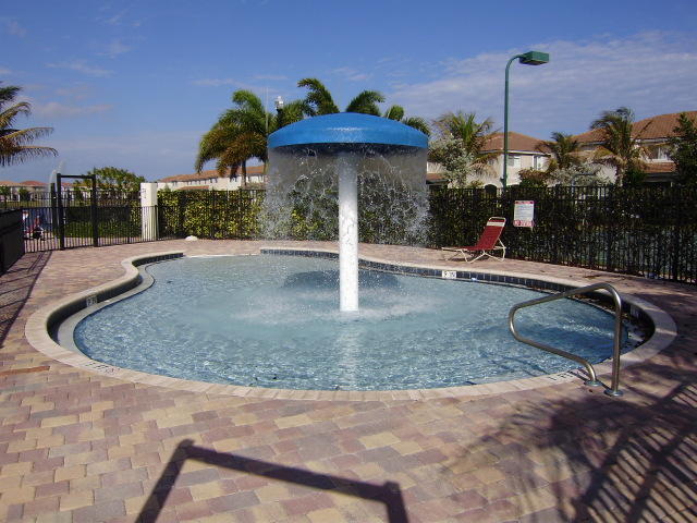 2069 Oakhurst Way Riviera Beach, FL 33404 - Photo 20 of 27 Thousand Oaks Kiddie Pool