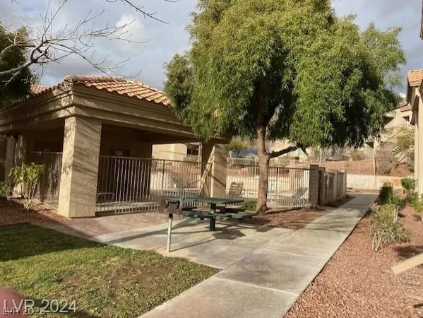 $209,900 | 2110 Los Feliz Street, Unit 2037, Las Vegas, NV 89156