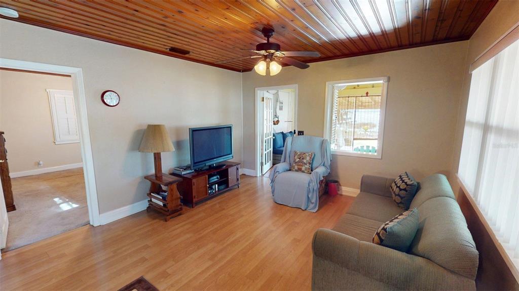 1405 North Lake Reedy Boulevard Frostproof, FL 33843 - Photo 3 of 32