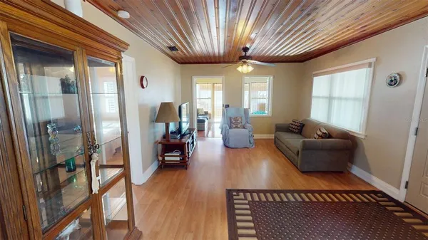 $325,000 | 1405 North Lake Reedy Boulevard, Frostproof, FL 33843