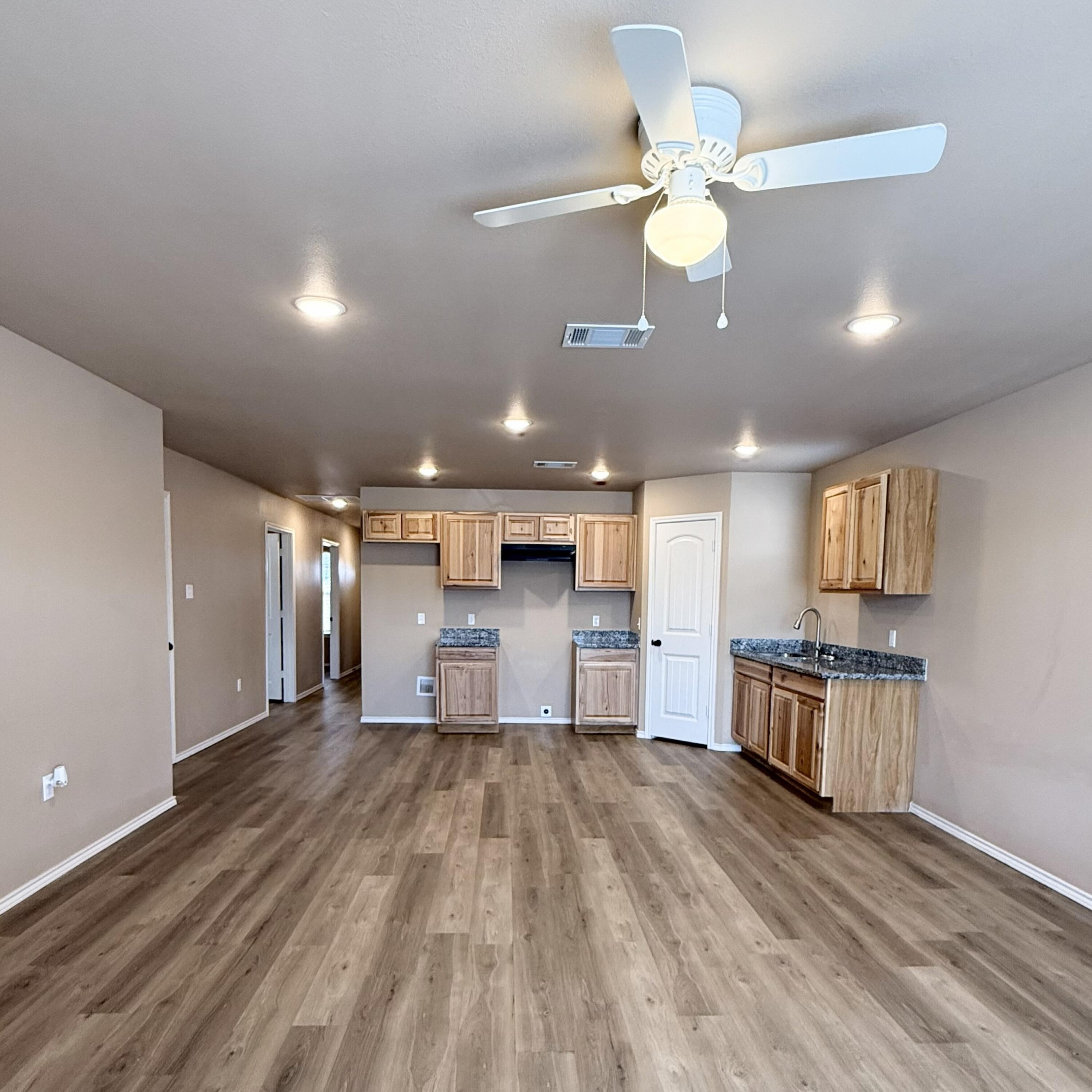 2917 East Cornell Street Lubbock, TX 79403 - Photo 2 of 13 2