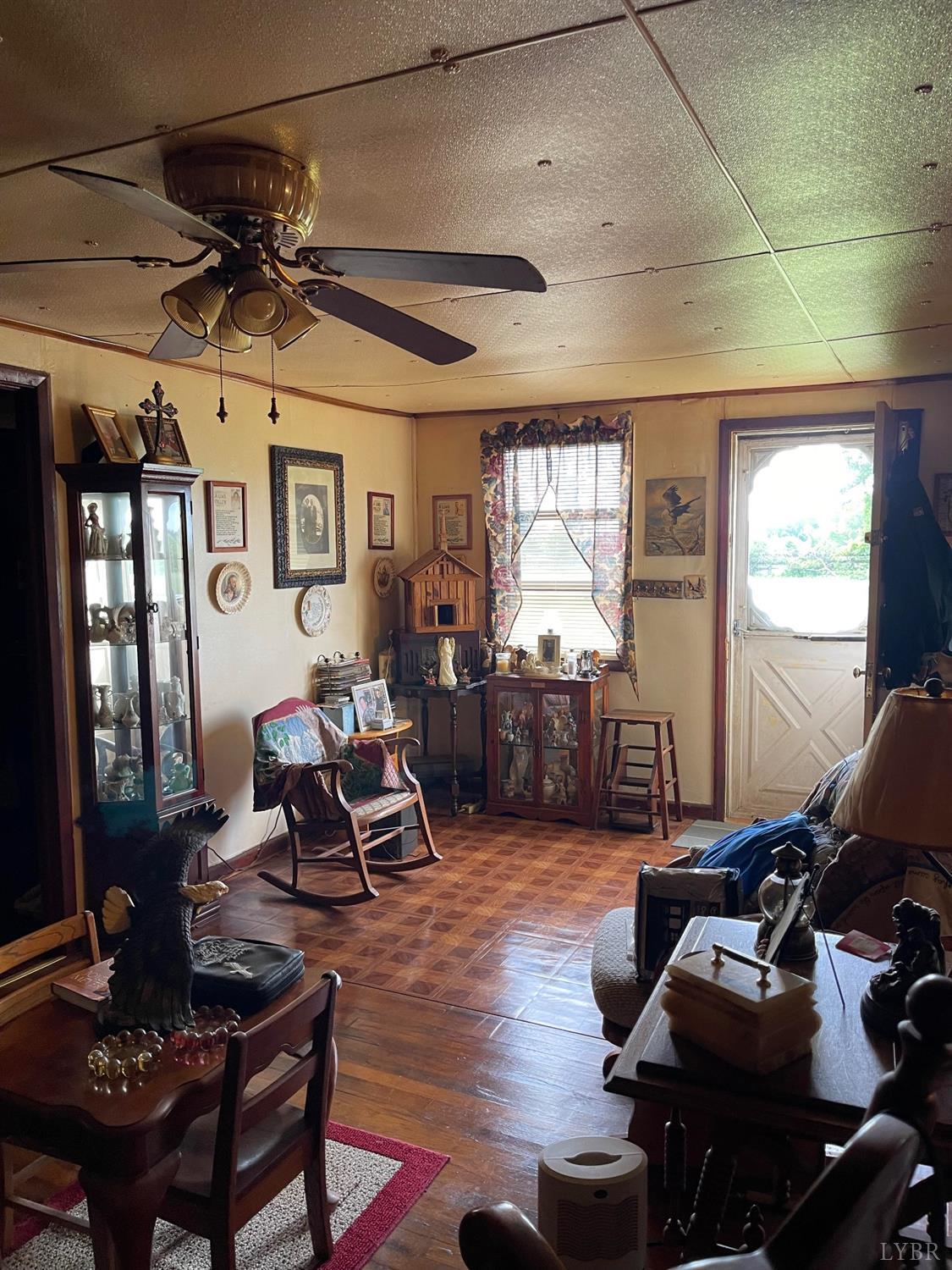 7423 Lewis Ford Road Gladys, VA 24554 - Photo 4 of 15 Gallery Image 4