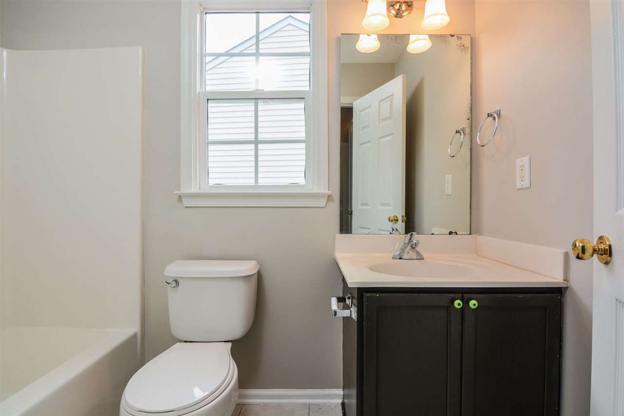5004 Amberfield Way Raleigh, NC 27604 - Photo 13 of 17 Photo 13