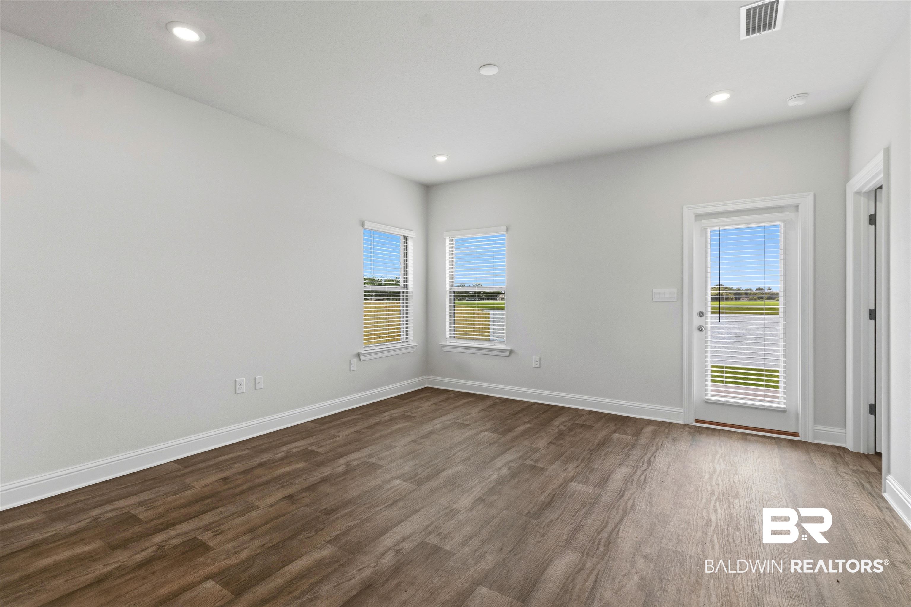 7601 Courant Circle Foley, AL 36535 - Photo 10 of 50