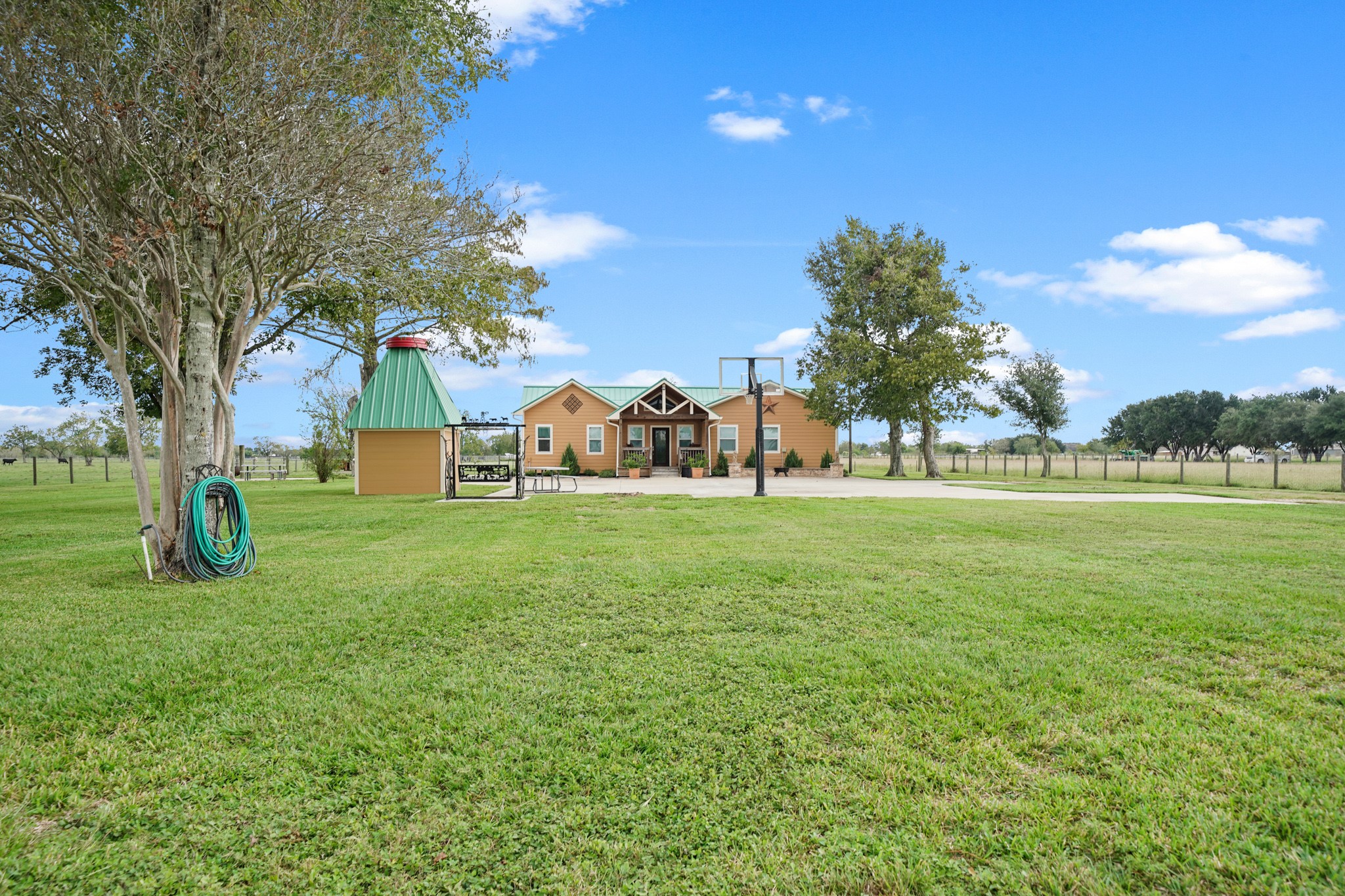10507 Padon Road Needville, TX 77461 - Photo 9 of 48 a view of a park with large trees