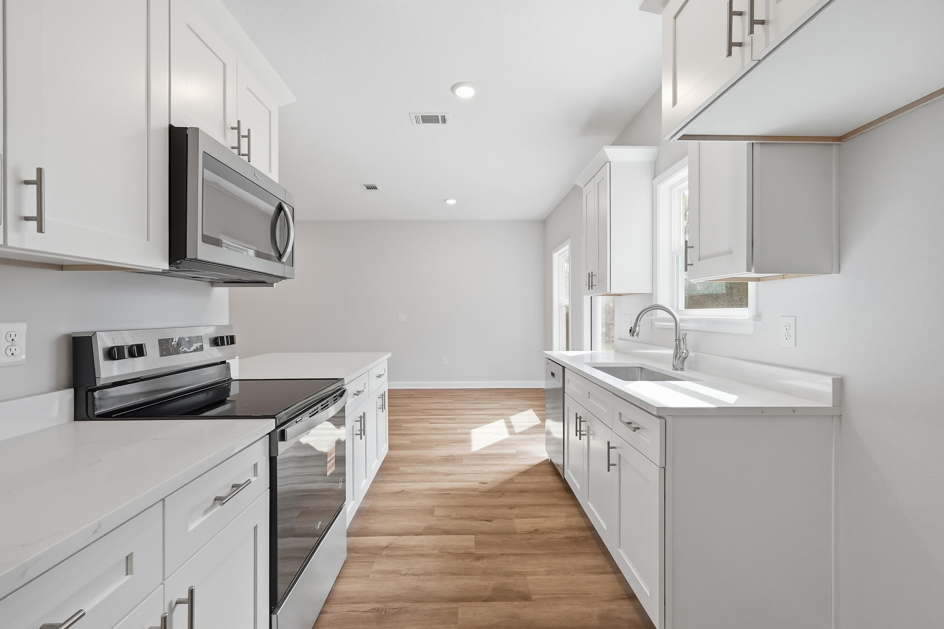 2584 Kingston Road Crestview, FL 32536 - Photo 13 of 24 2584 kingston rd-22