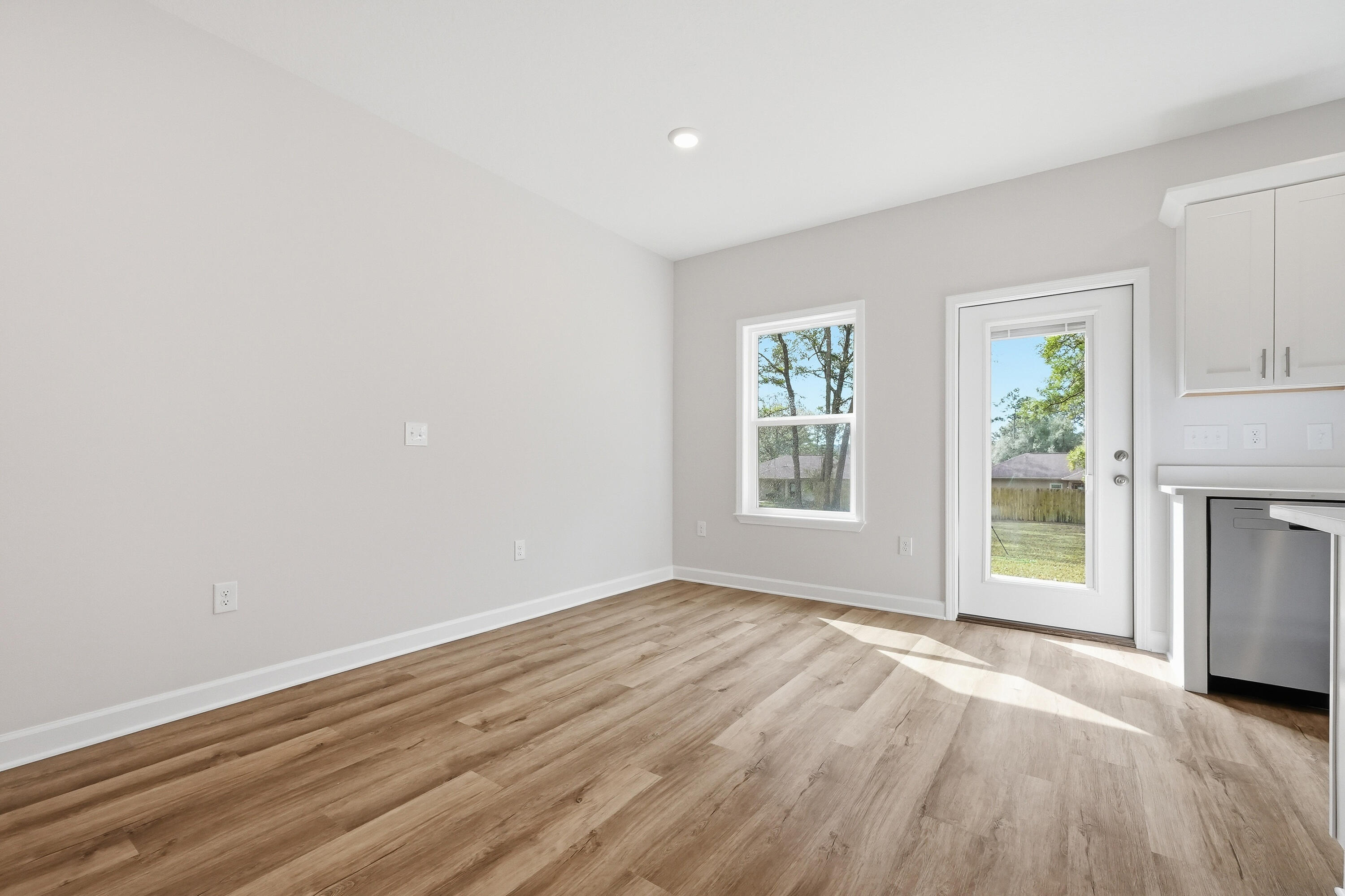 2584 Kingston Road Crestview, FL 32536 - Photo 8 of 24 2584 kingston rd-13