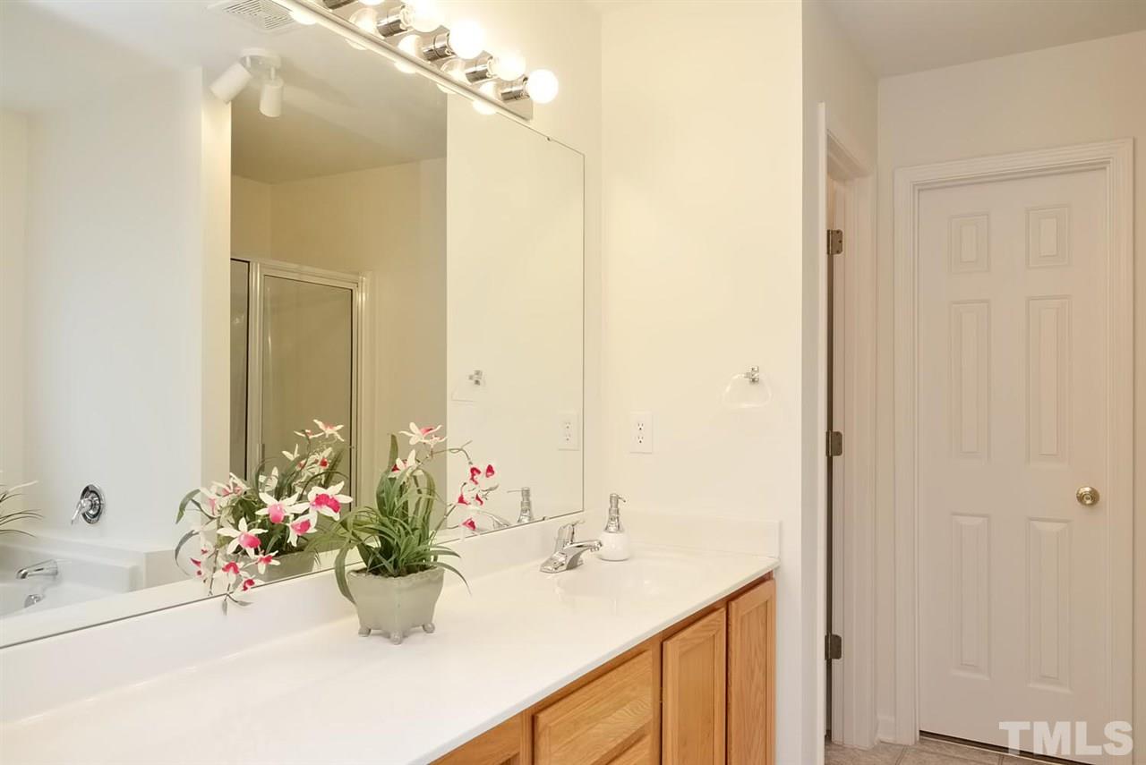 1601 Cricket Ridge Drive Raleigh, NC 27610 - Photo 13 of 25 Gallery Image 13