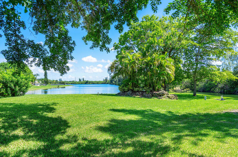 22299 Solitude Drive Boca Raton, FL 33428 - Photo 33 of 38 Lake View