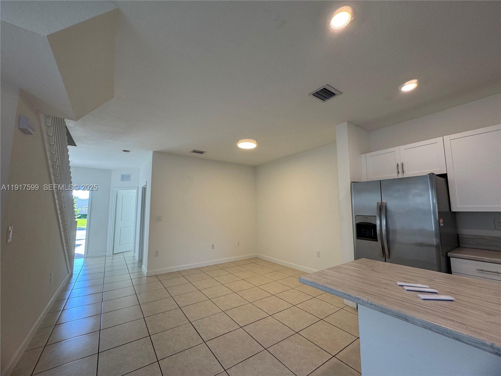 613 Northeast 208th Terrace, Unit 613 Miami, FL 33179 - Photo 5 of 21