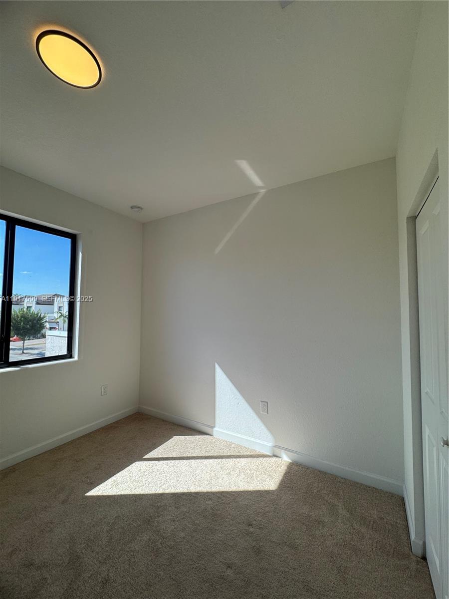 613 Northeast 208th Terrace, Unit 613 Miami, FL 33179 - Photo 9 of 21