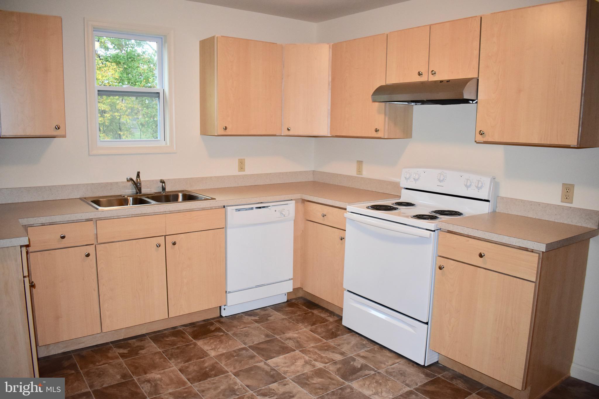 4601 Hillside Road Harrisburg, PA 17109 - Photo 5 of 17 Gallery Image 5