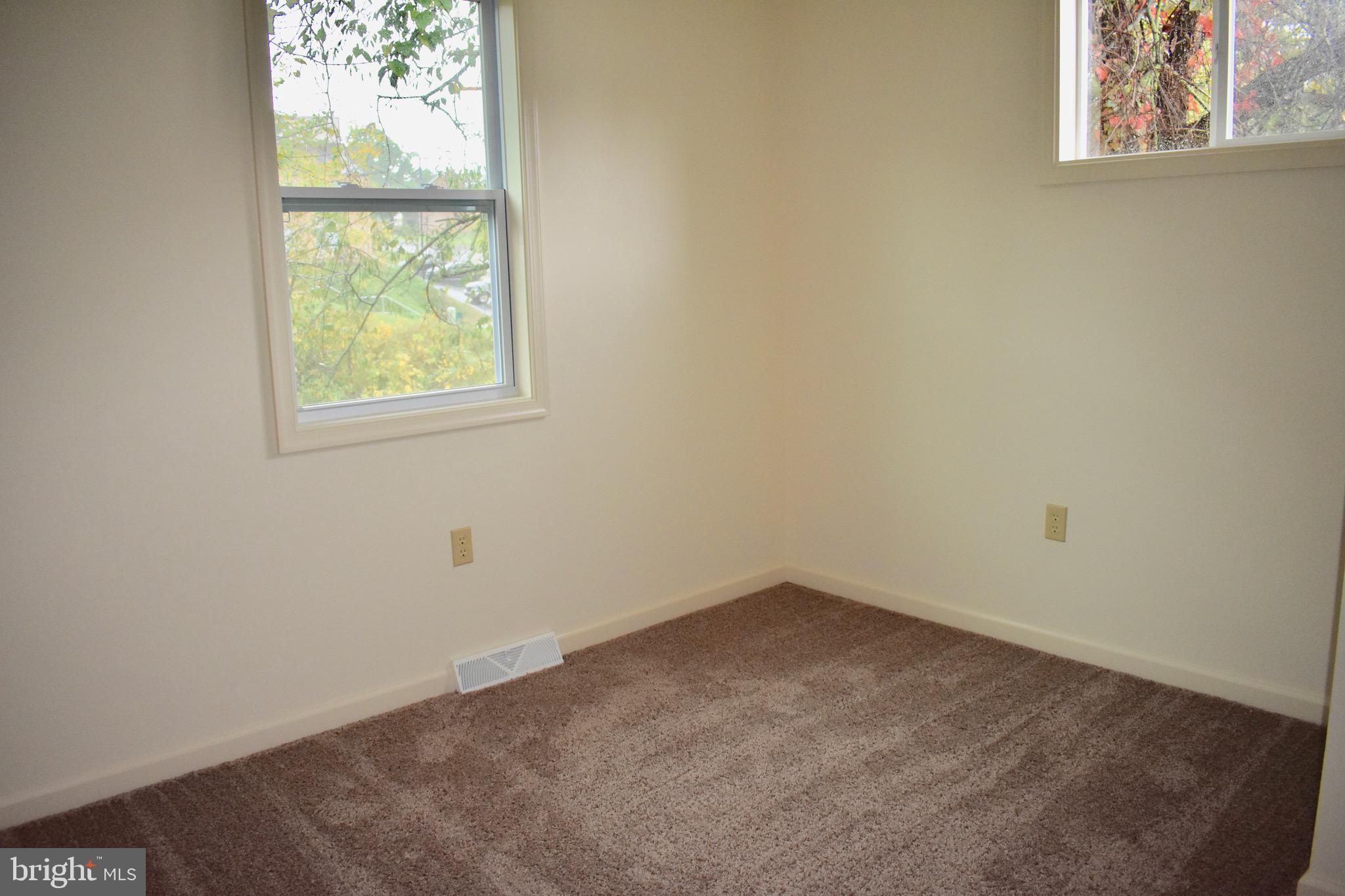 4601 Hillside Road Harrisburg, PA 17109 - Photo 8 of 17 Gallery Image 8