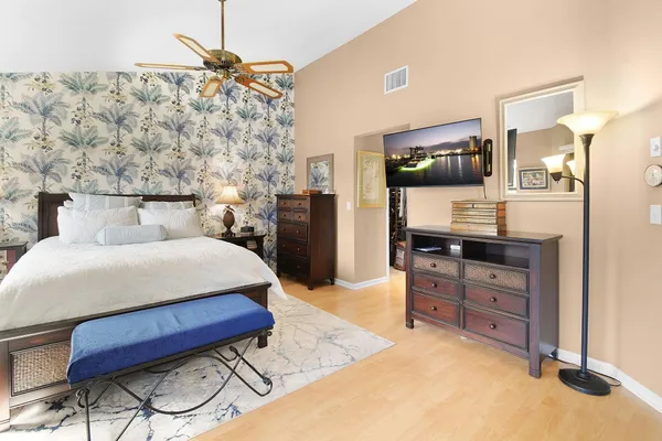 $2,500 | 6040 Southeast Martinique Drive, Stuart, FL 34997