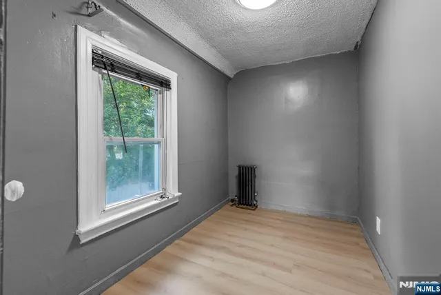 $499,999 | 193 Fort Lee Road, Teaneck, NJ 07666