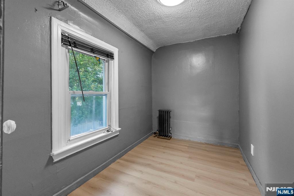 193 Fort Lee Road Teaneck, NJ 07666 - Photo 14 of 24