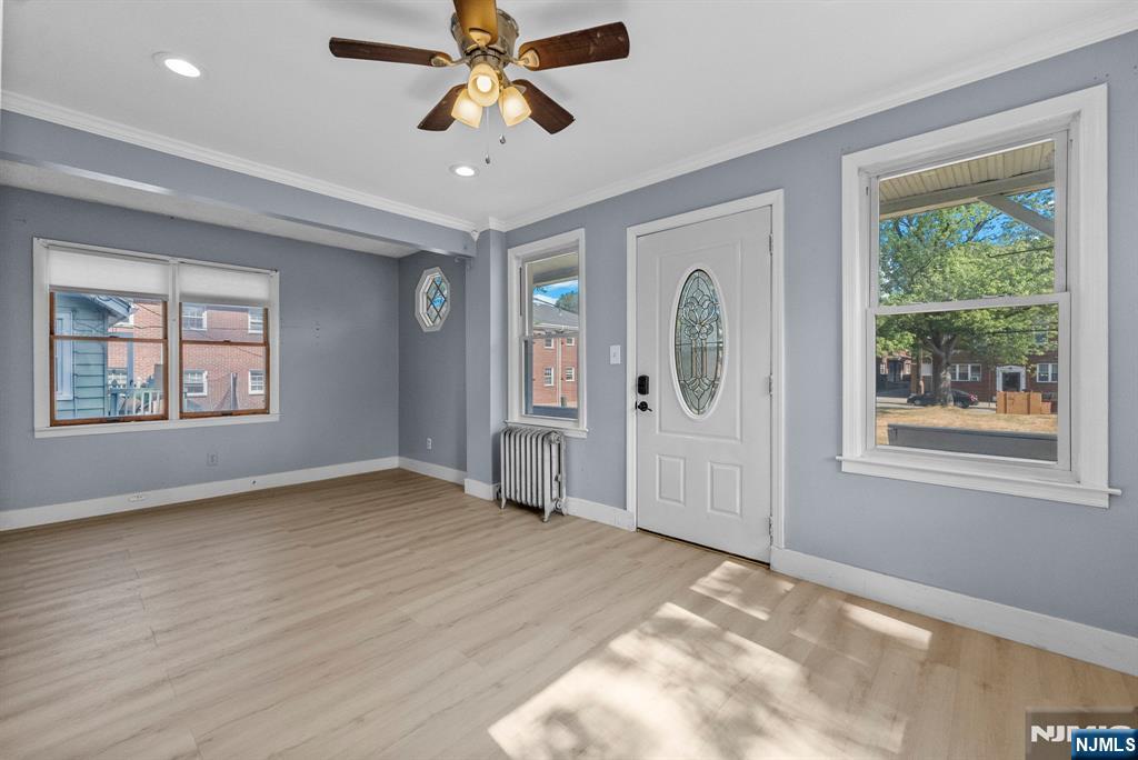 193 Fort Lee Road Teaneck, NJ 07666 - Photo 5 of 24