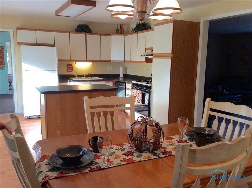 4505 Elmhurst Road Toledo, OH 43613 - Photo 4 of 22 Gallery Image 4