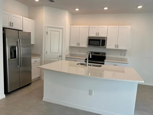 $1,950 | 2565 Penguin Boulevard, Davenport, FL 33837