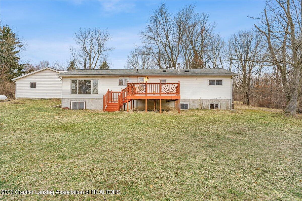 10553 Corcoran Road Haslett, MI 48840 - Photo 27 of 33 15-Media Jett-14