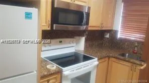 $2,390 | 8089 Northwest 8th Street, Unit 3, Miami, FL 33126