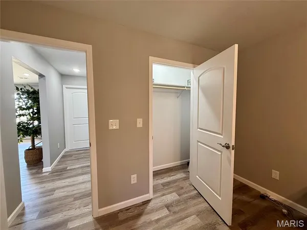$229,900 | 329 Apple Park Way, Poplar Bluff, MO 63901