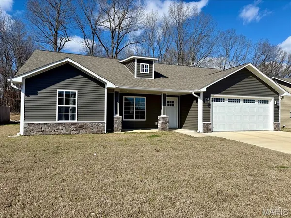$229,900 | 329 Apple Park Way, Poplar Bluff, MO 63901
