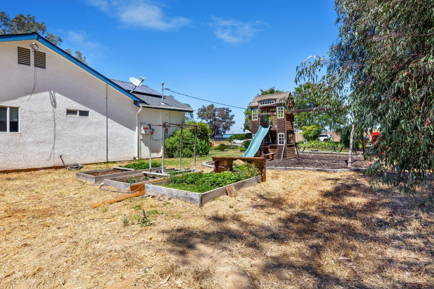 14644 Huntington Road Madera, CA 93636 - Photo 43 of 45 Gallery Image 43
