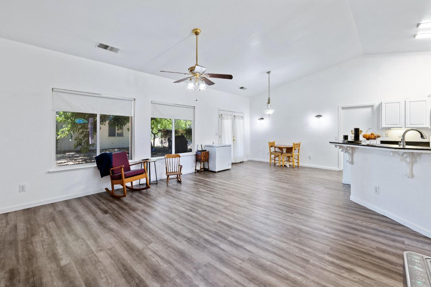 14644 Huntington Road Madera, CA 93636 - Photo 7 of 45 Gallery Image 7