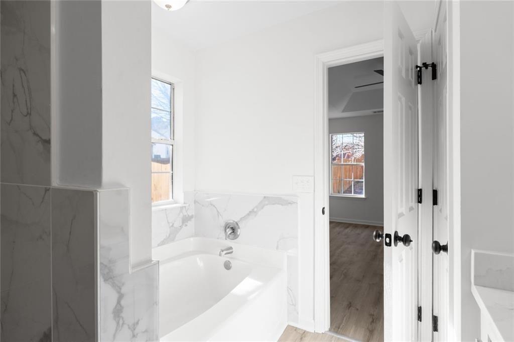 2203 Hidden Creek Drive Decatur, GA 30035 - Photo 12 of 19